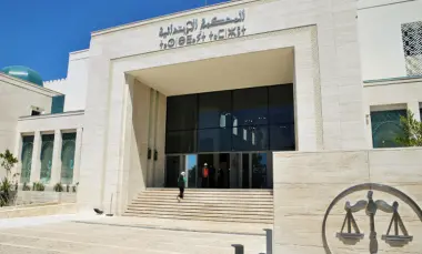 محاكمة 25 شخصاً بتطوان على خلفية أحداث سبتة